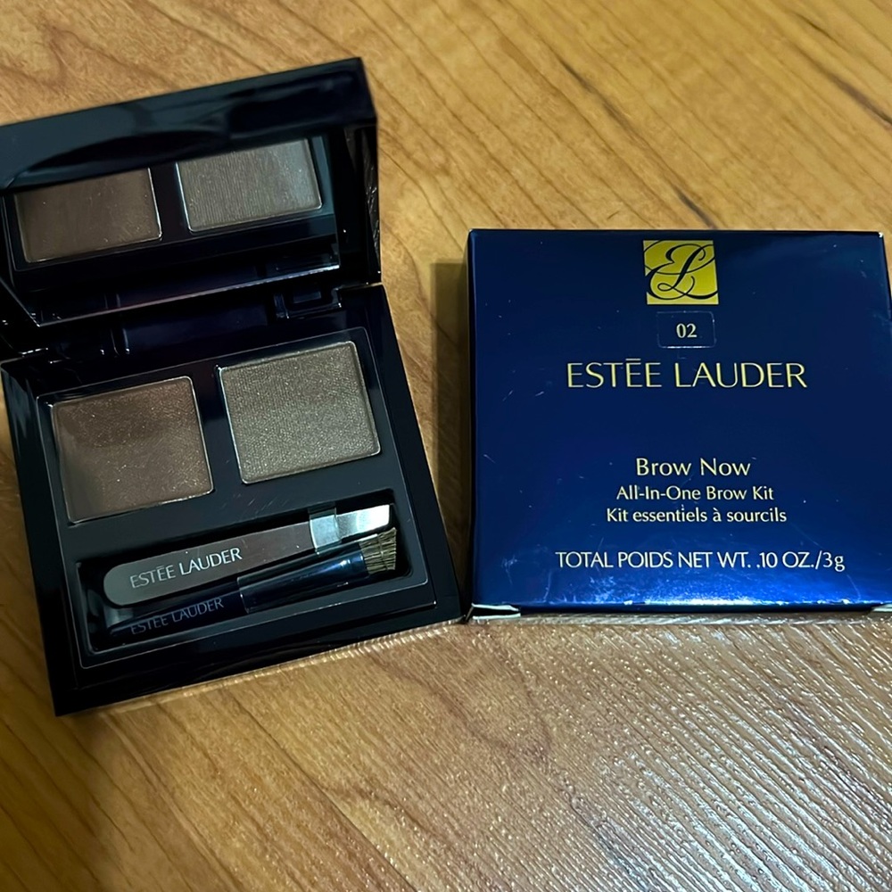 Estes Lauder brow kit